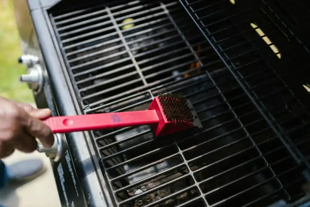 How to clean a grill step by step
