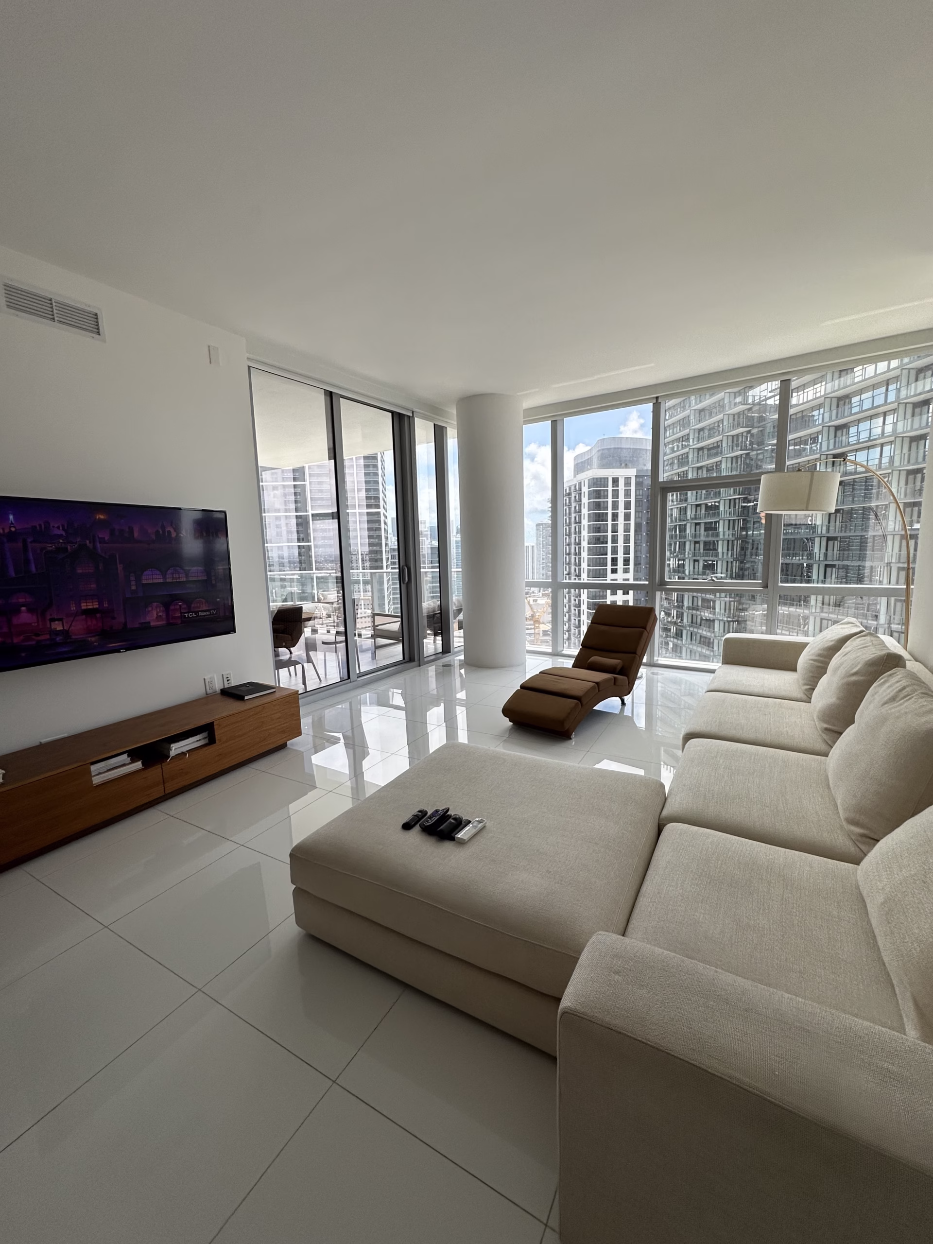 Eco-friendly green cleaning service in Miami